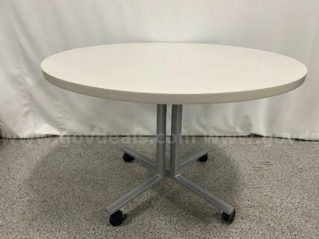 Herman Miller Everywhere Table