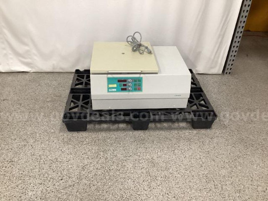 Labnet Hermle Z 400 K Centrifuge