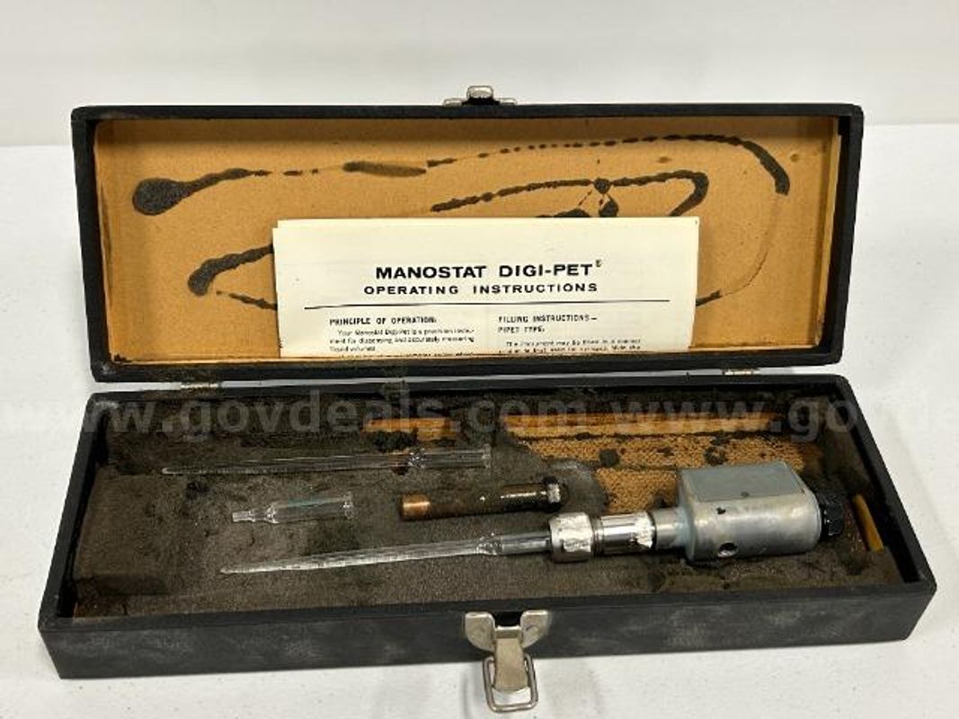 Vintage Manostat Digi-Pet Liquid Measure Instrument