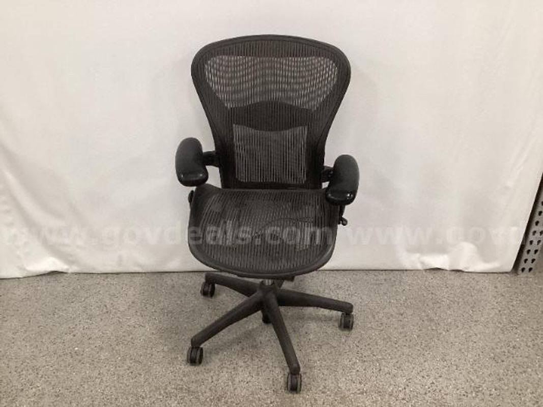 Herman Miller Aeron Chair