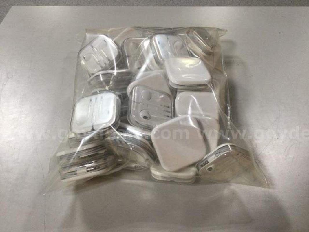 1 Bag of 50 Apple EarPods Wired Headphones with 3.5mm Jack
