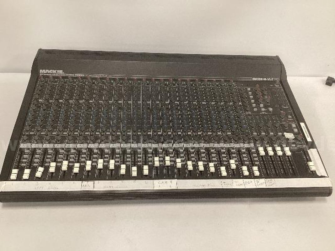 Mackie SR24.4 VLZ Pro 24-Channel Mixer