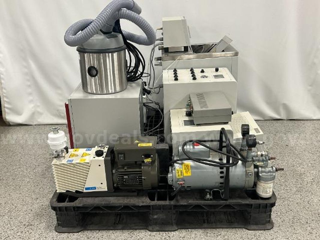 Lot of Laboratory Equipment