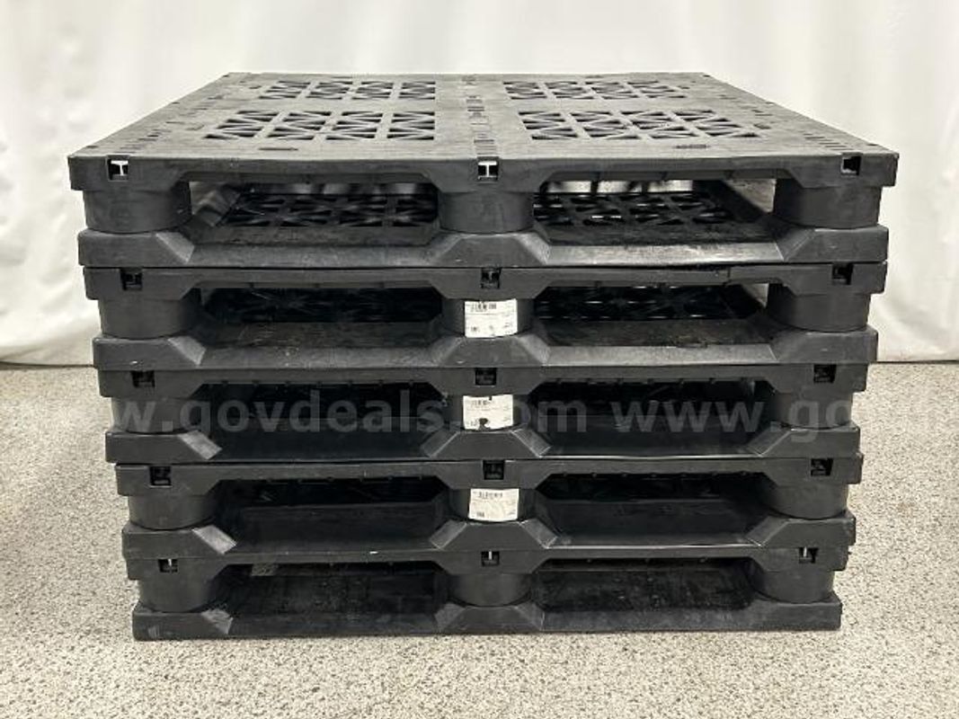 Heavy Duty Rackable Plastic Pallets