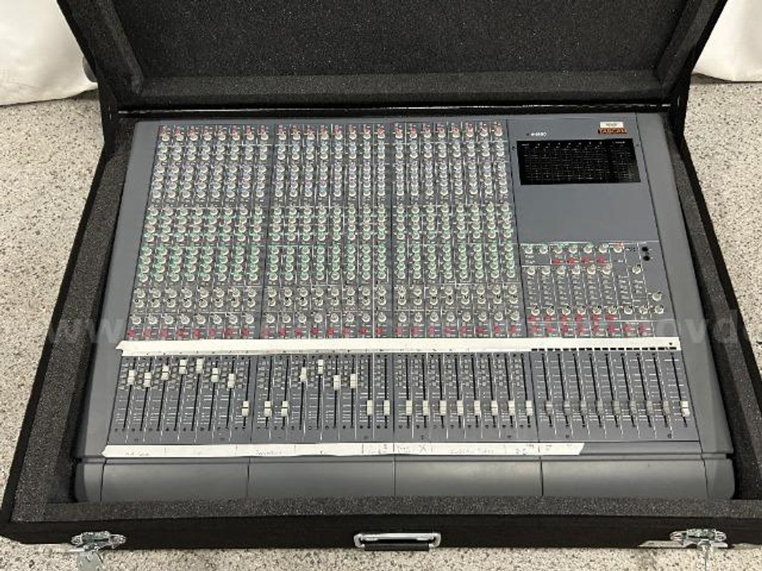 Tascam M-2600 Audio Recording Mixer &