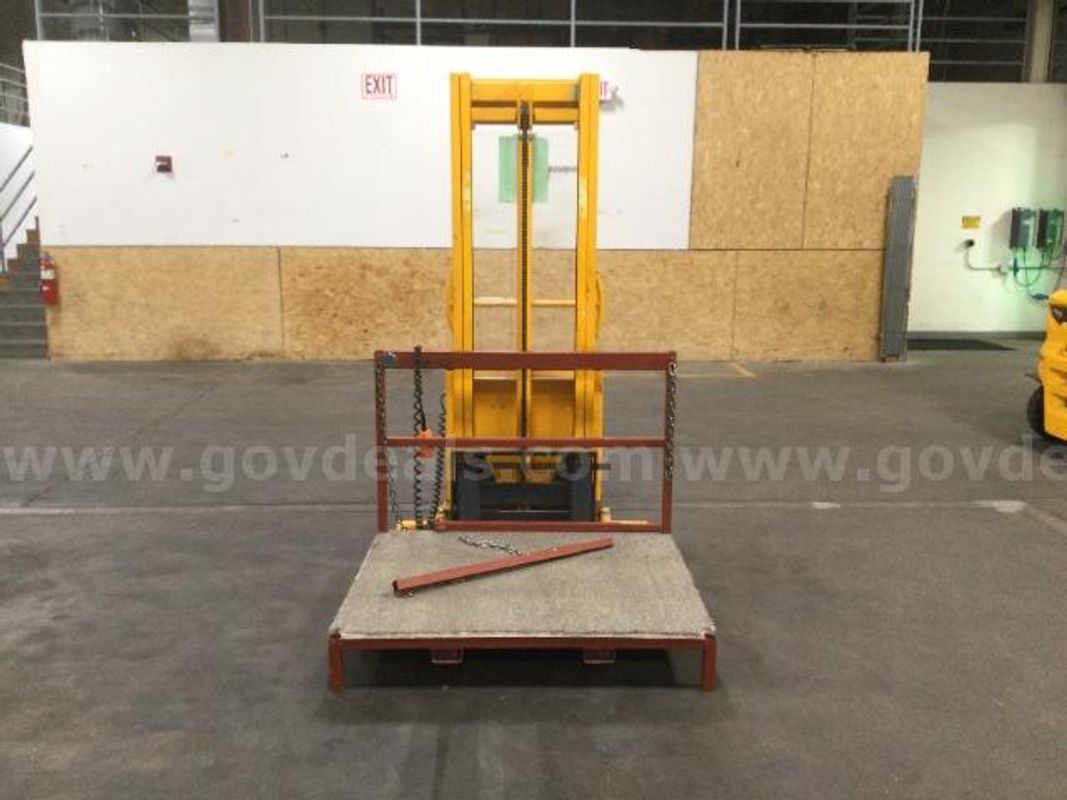 Multiton SM20-130 Electric Walk-Behind Pallet Stacker - Parts/Repair