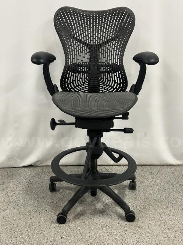 Herman Miller Mirra Work Stool