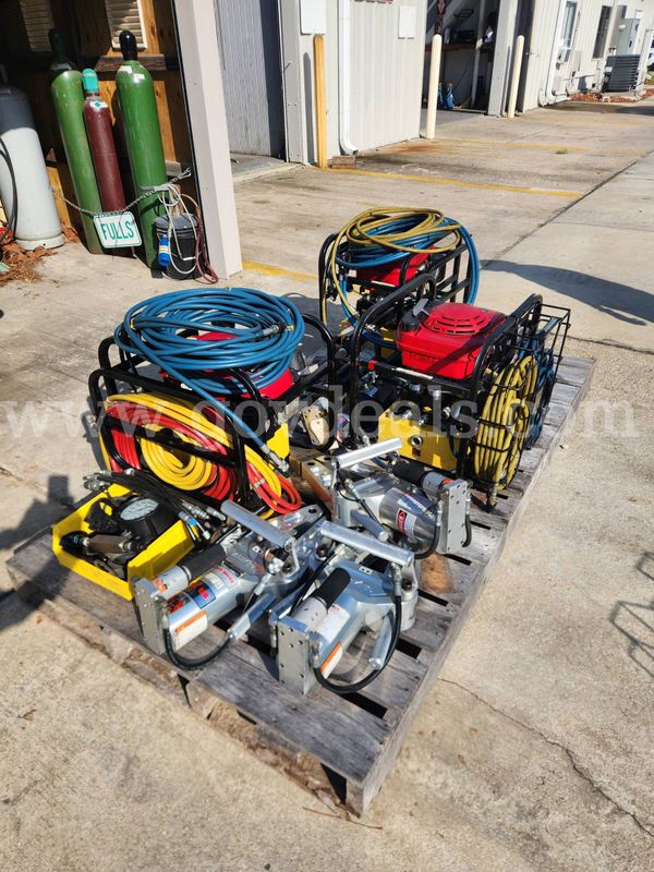 LOT of 3 AMKUS HYDRAULIC RESCUE PUMP WITH TOOLS AND HOSES