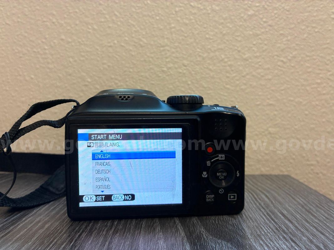 Fujifilm Finepix S8600 Camera