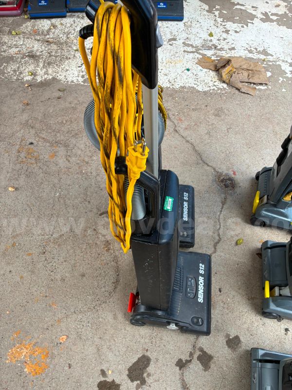 5 Windsor Sensor 12 Vacuums