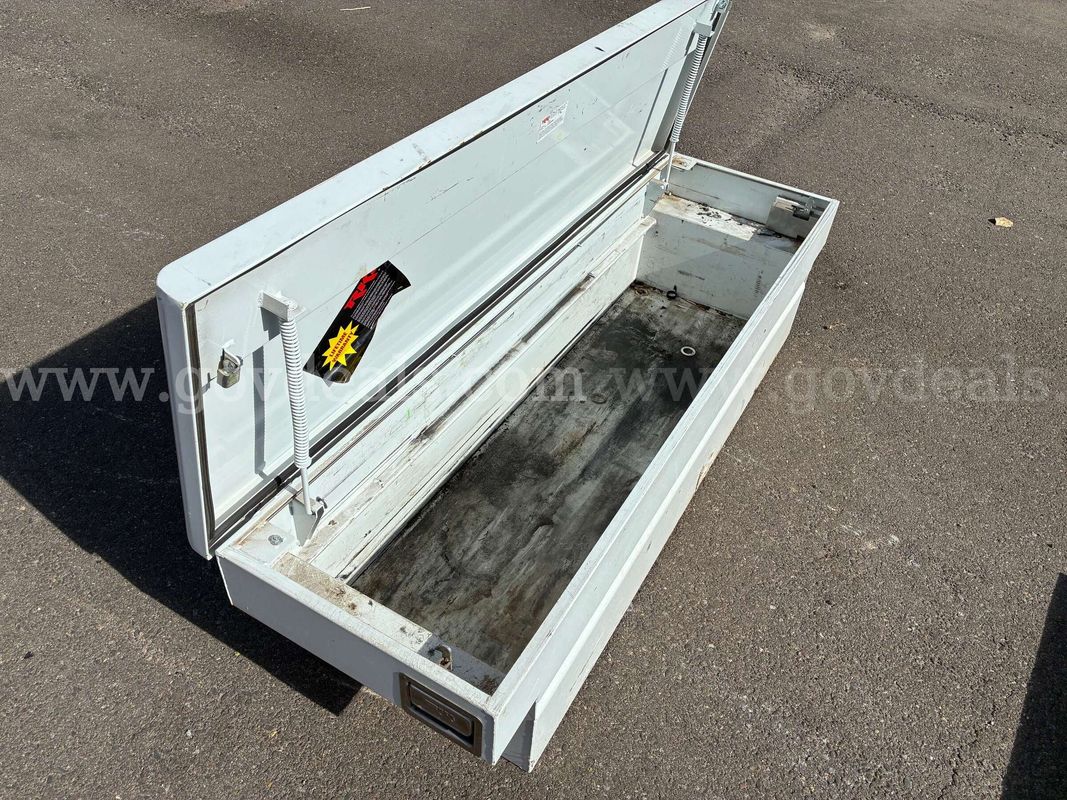 RKI TRUCK TOOL BOX