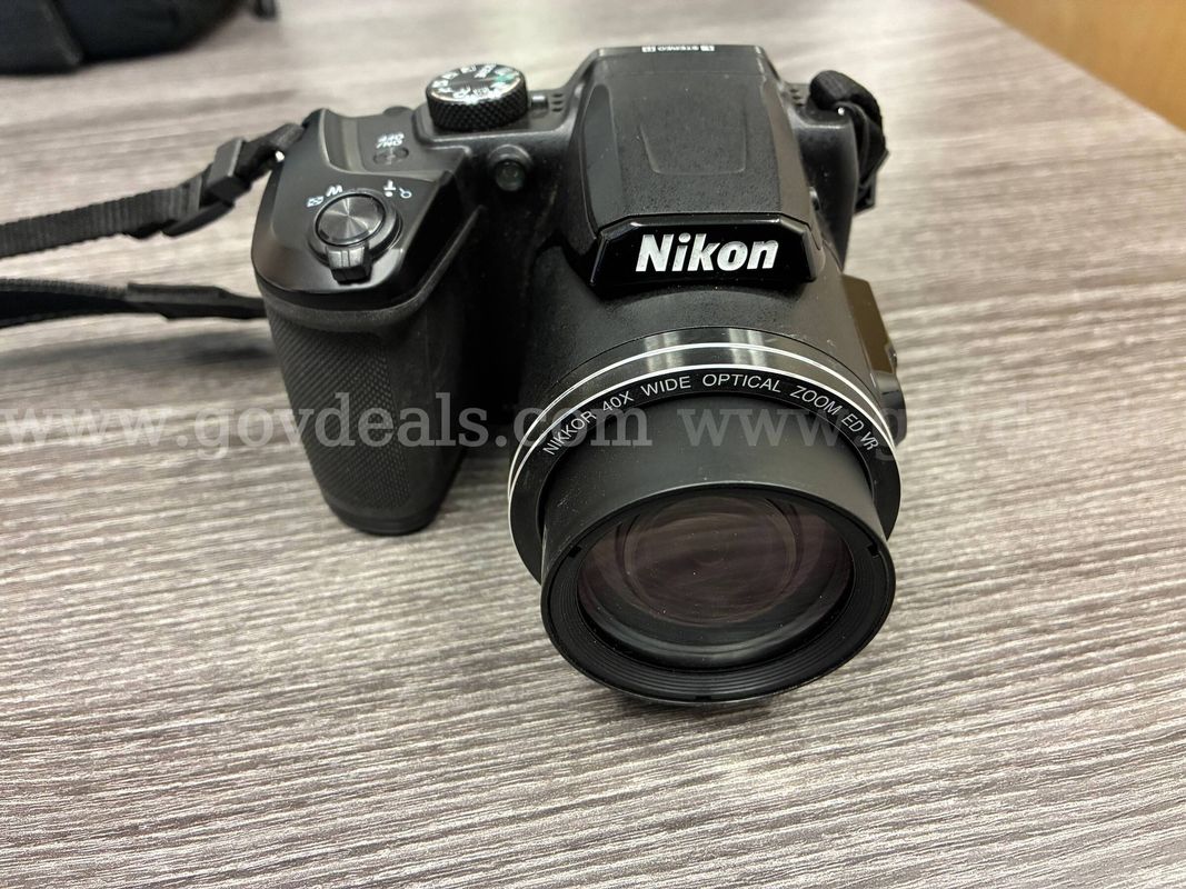 NIKON COOLPIX B500 CAMERA