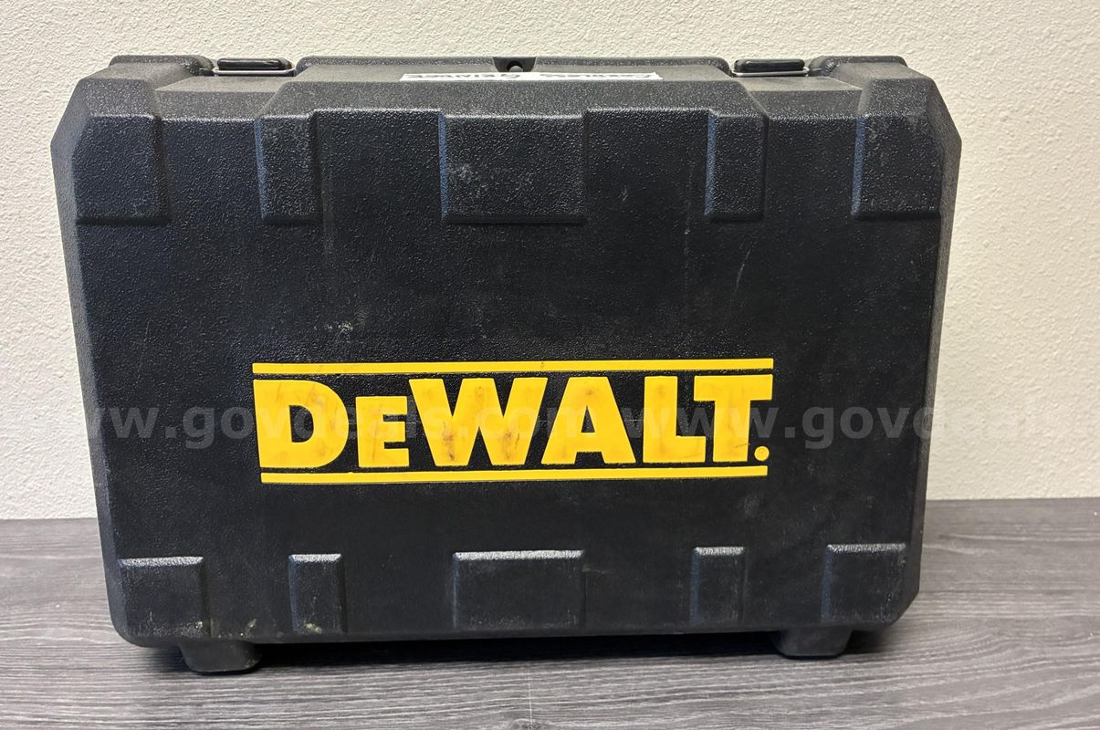 DEWALT DC410 HEAVY DUTY CORDLESS CUT-OFF TOOL/ANGLE GRINDER