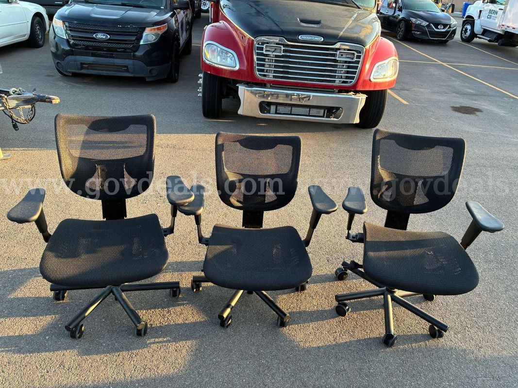 Office Chairs On Casters Group