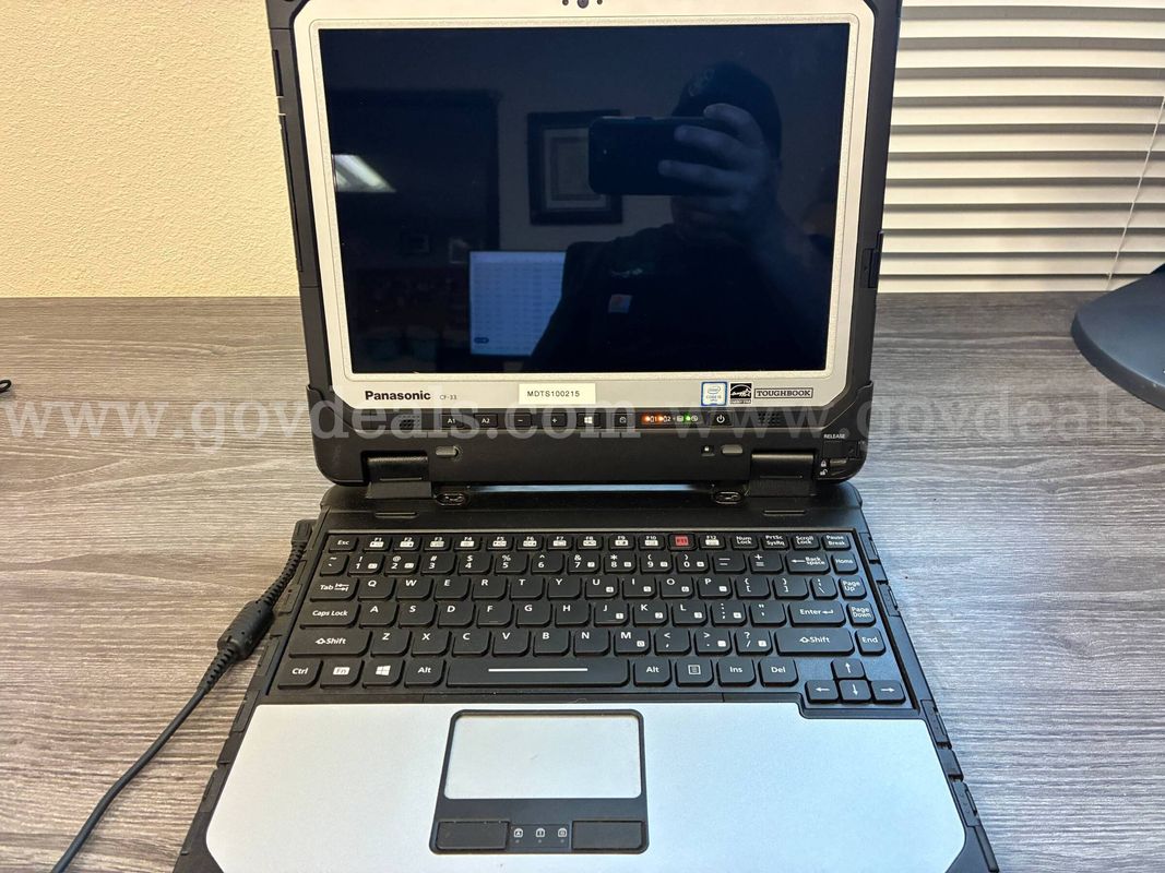 PANASONIC TOUGHBOOK MODEL CF-33