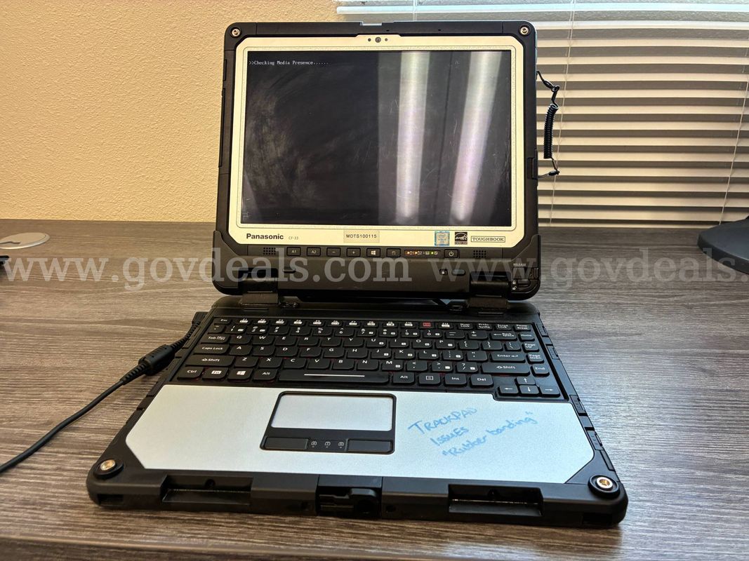 2 PANASONIC TOUGHBOOK MODEL CF-33