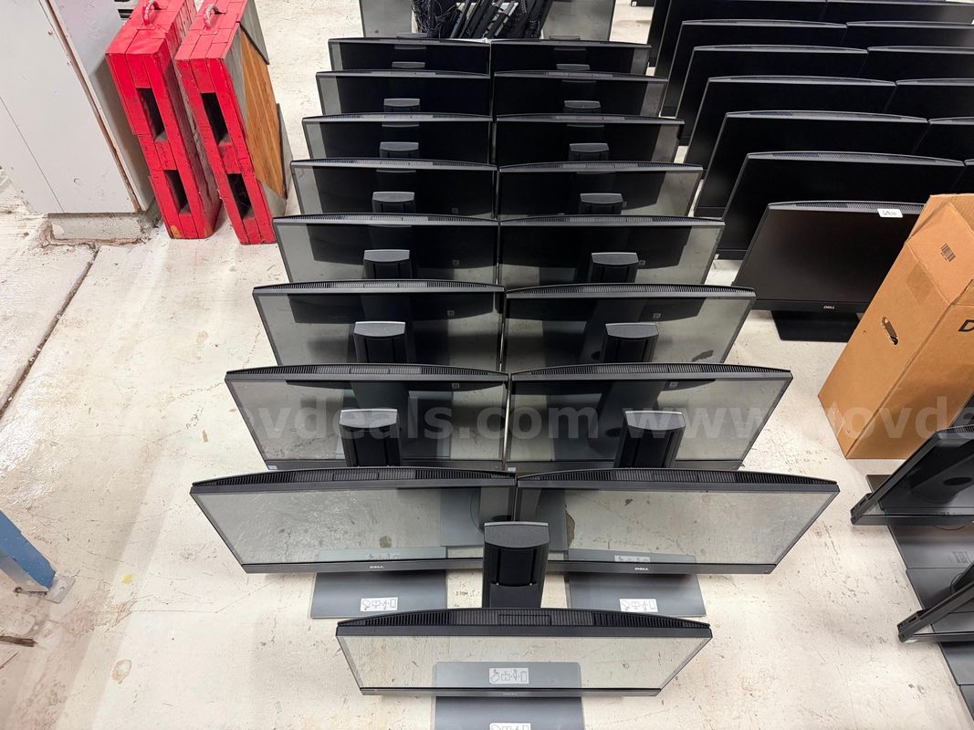 Lot of 19 Dell Optiplex 5260 AIOs