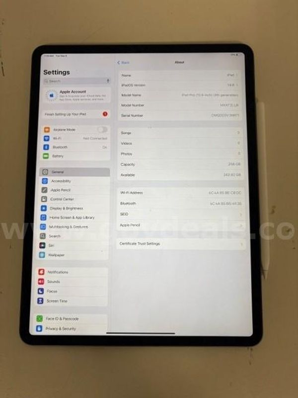 Apple iPad Pro 12.9" 4th Gen with Apple Pencil 2
