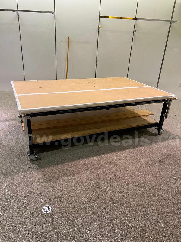 Industrial Pattern Cutting Table - Pick Up in Los Angeles