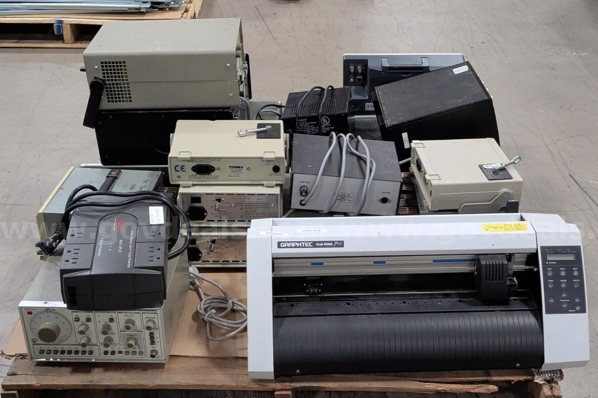 Mixed Laboratory Equipment Lot