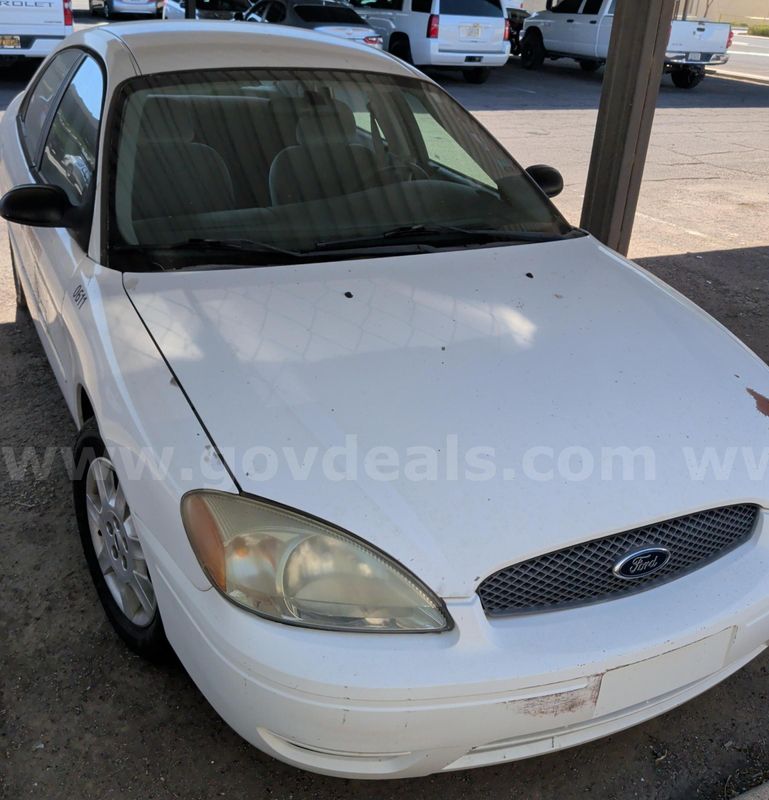 2006 Ford Taurus