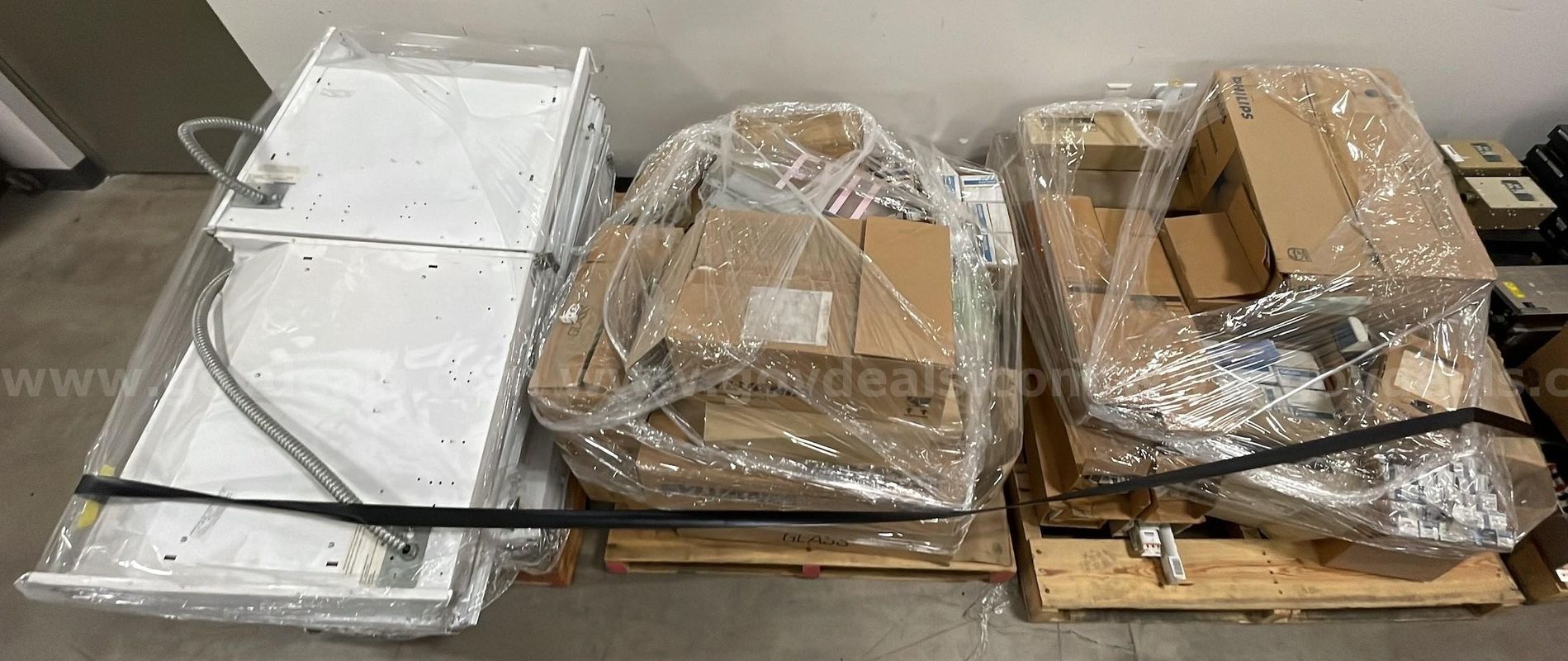 Lighting Fixtures & Supplies