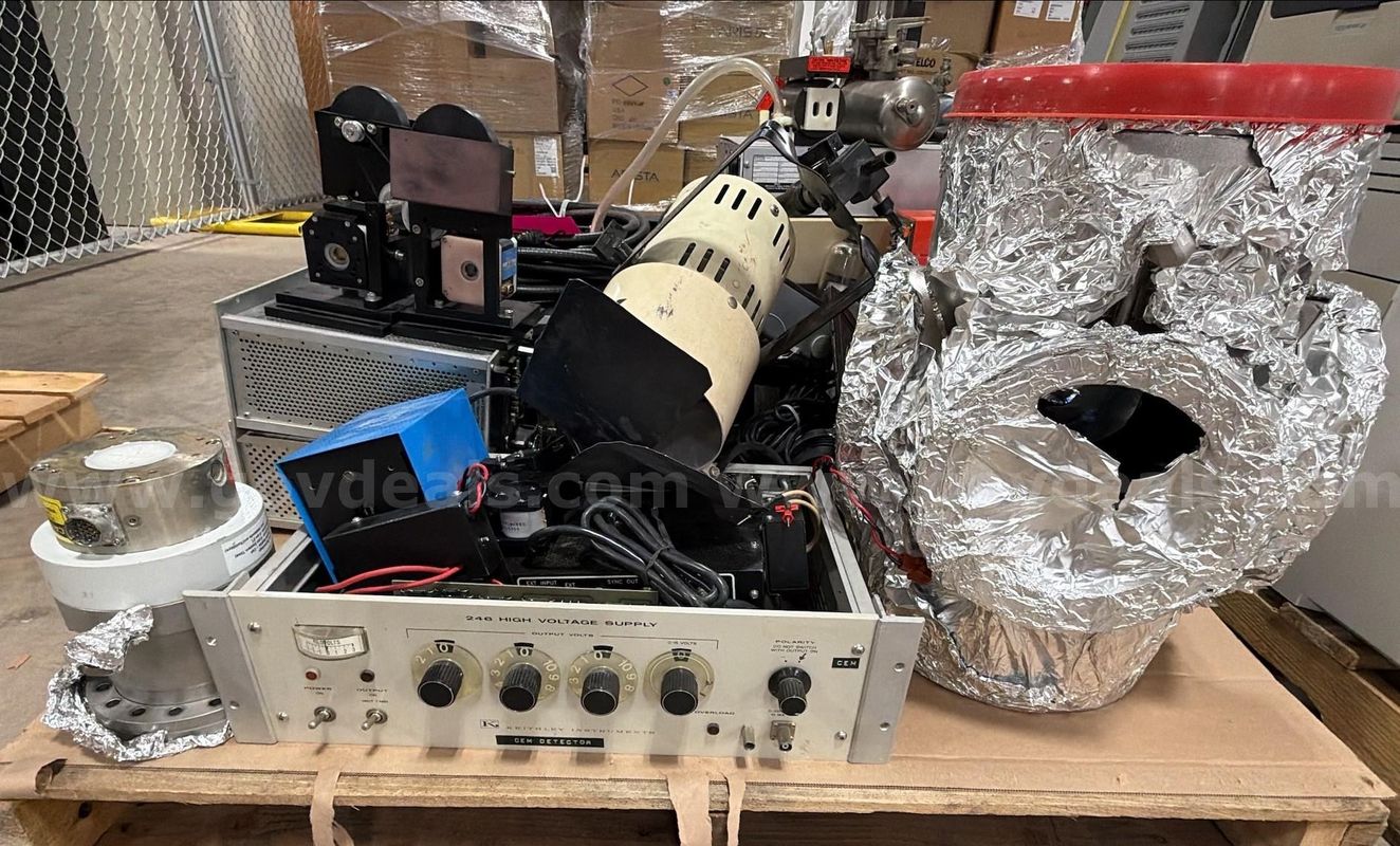 Assorted Scientific Equipment & Components