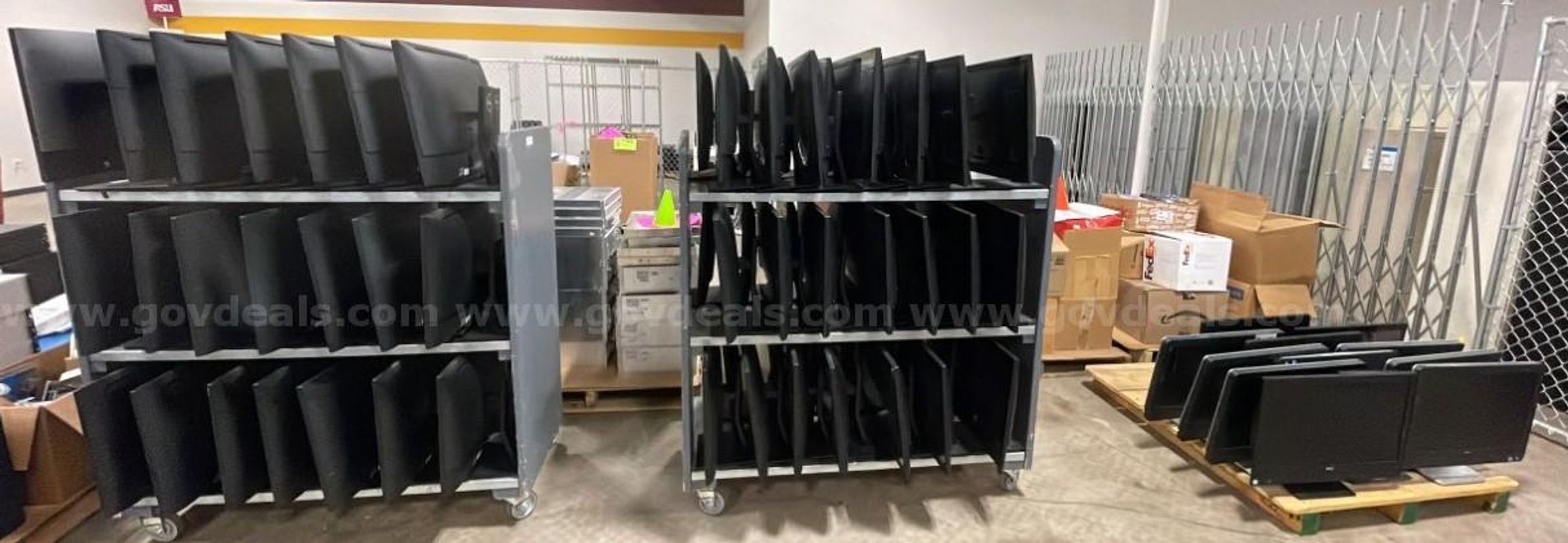 Lot of 97 Windows All-in-One Computers - Functional
