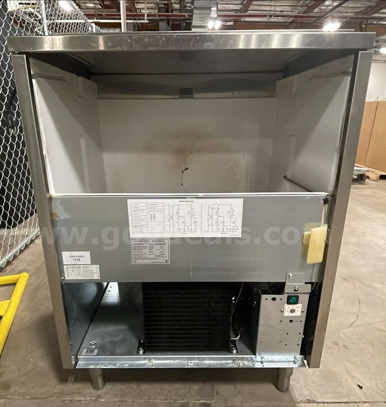 Manitowoc RF0385A Commercial Ice Machine