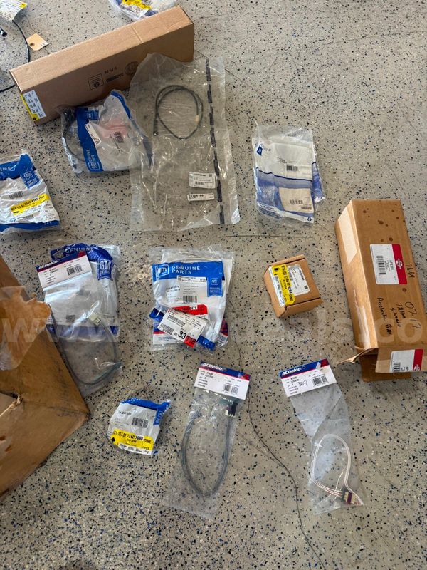 GM parts - Lot 1