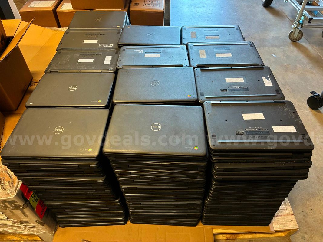 A large lot of 320 Dell Chromebooks 3100