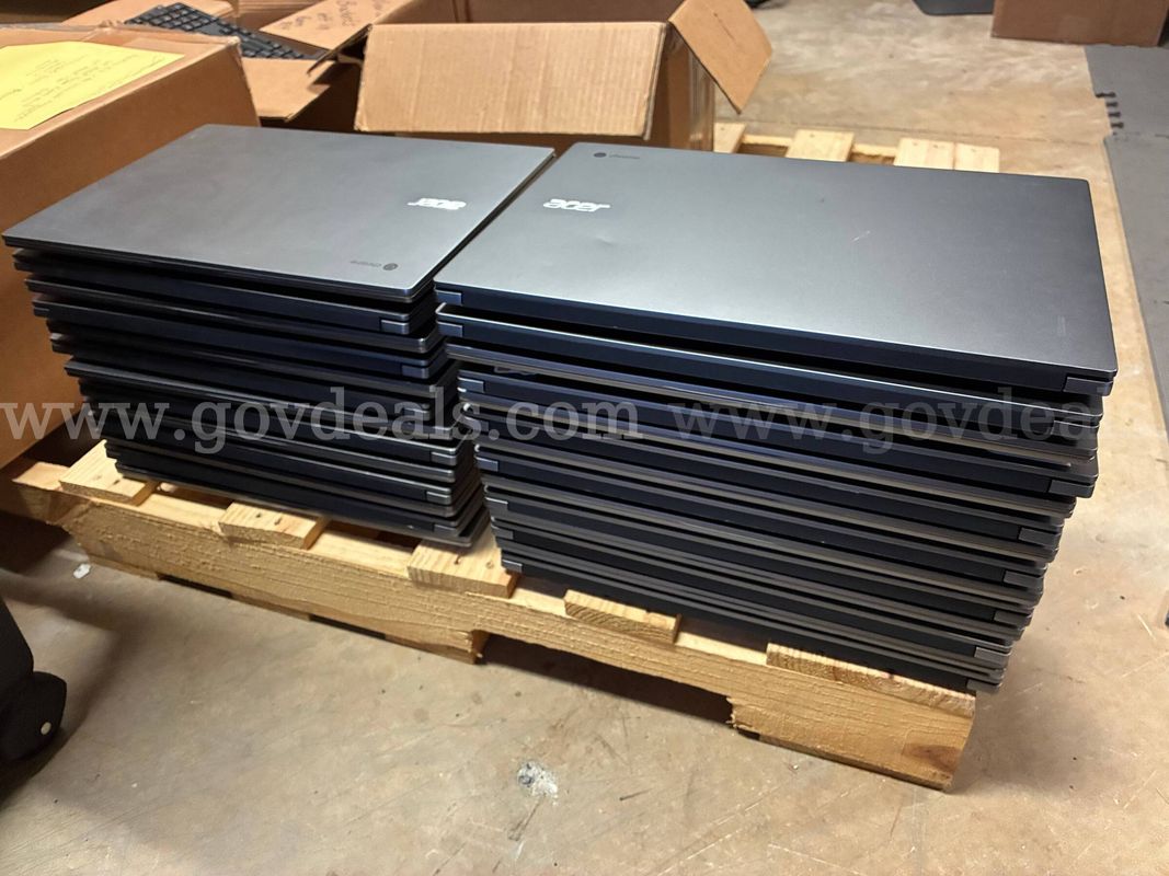 Acer Chromebooks - Lot of 30 (In working condition and deprovisioned)