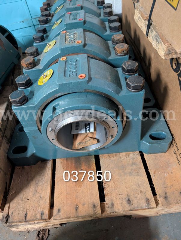 Lot of 13 Dodge Industrial Bearings – Models 070061, 037850 & 070062
