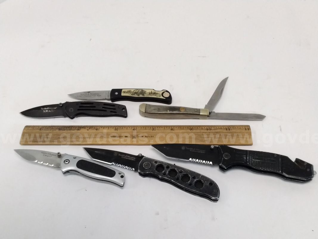 Smith & Wesson Folding Knives (Anchorage, AK)