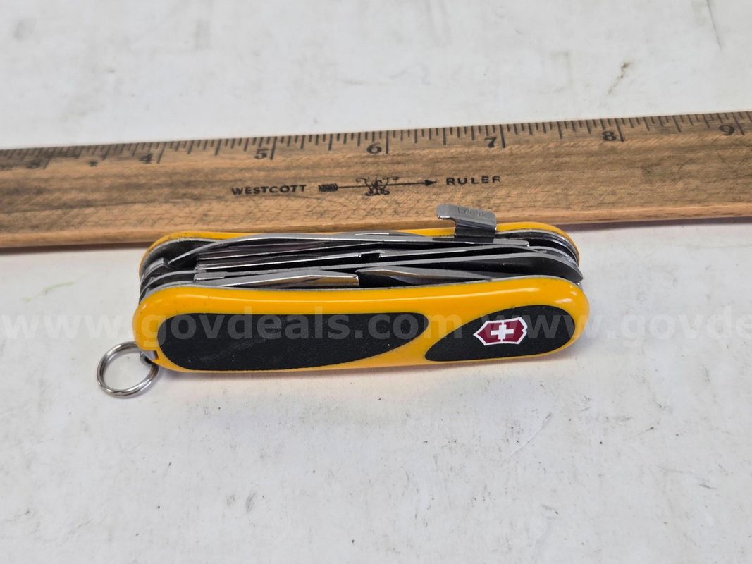 Victorinox Evolution Grip S18 Swiss Army Knife (Anchorage, AK)