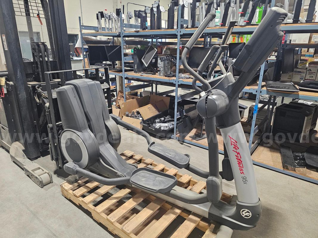Elliptical machine