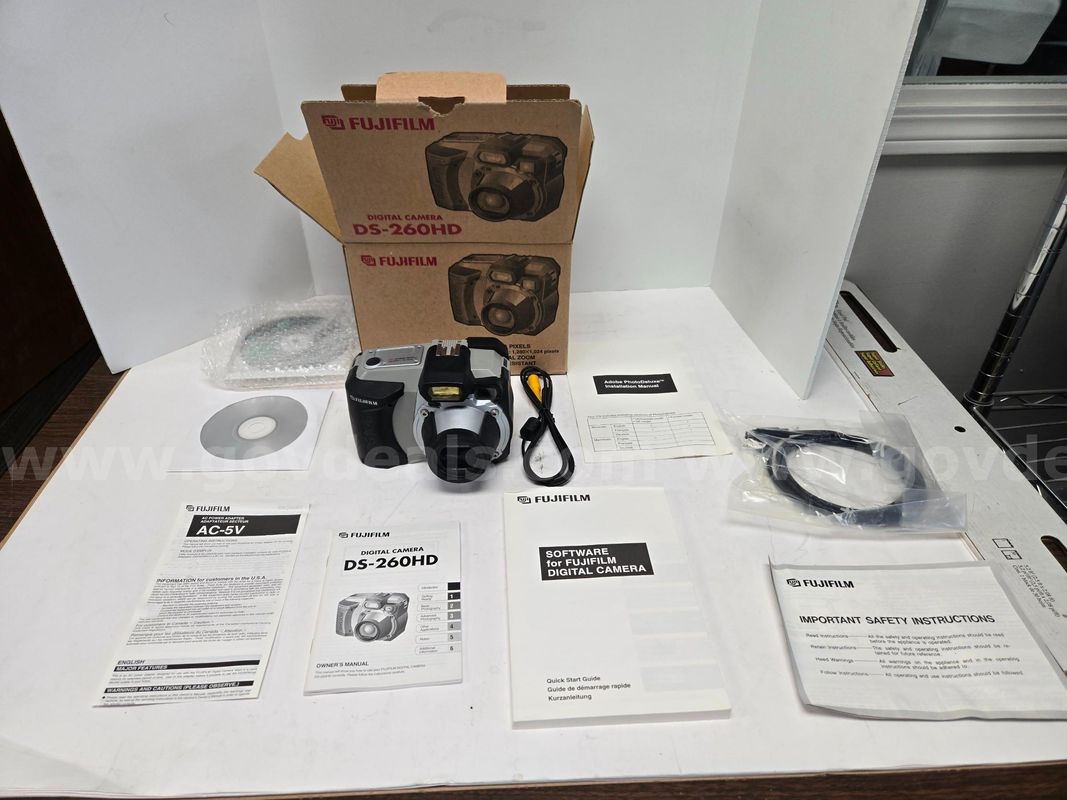 Fujifilm DS-260HD Digital Camera (Anchorage, AK)