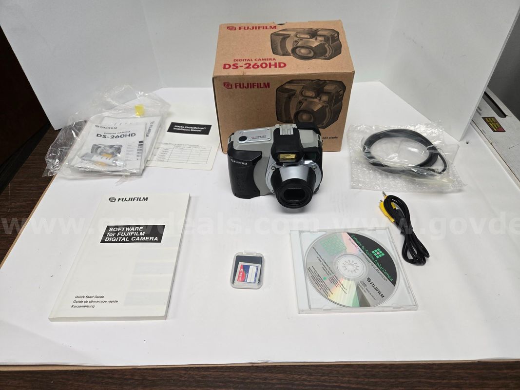 Fujifilm DS-260HD Digital Camera (Anchorage, AK)