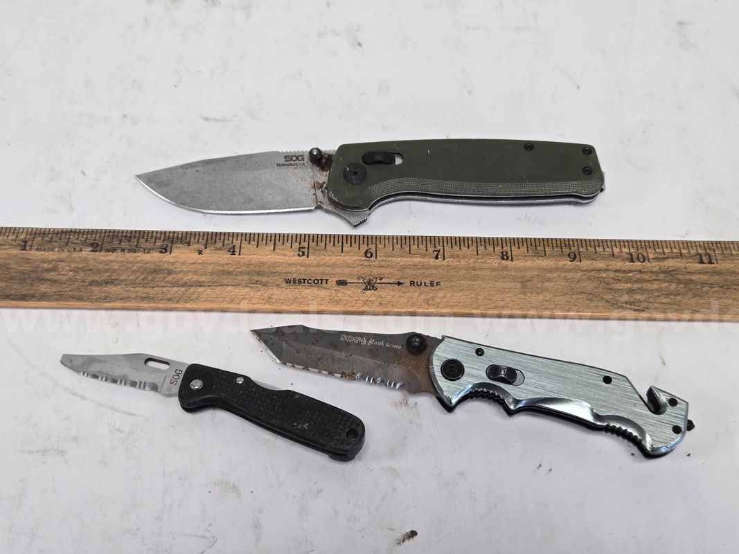 SOG Folding Knives (Anchorage, AK)