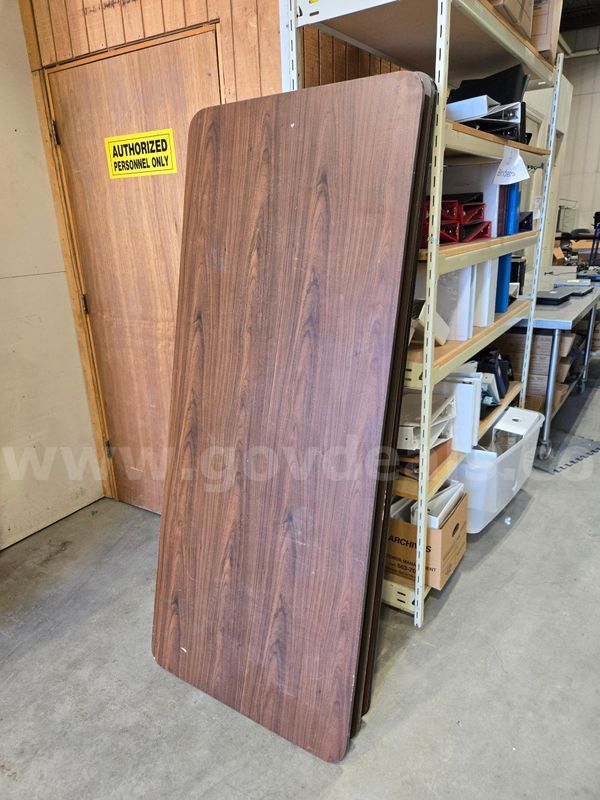 Wooden Folding Table (Anchorage, AK)