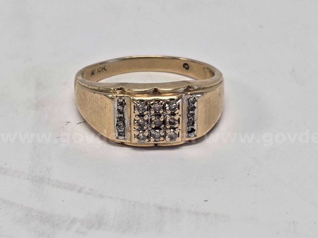 10K Gold Ring (Anchorage, AK)