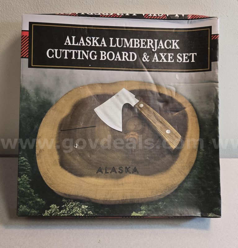 Alaska Cutting Board & Axe Set (Juneau, AK)