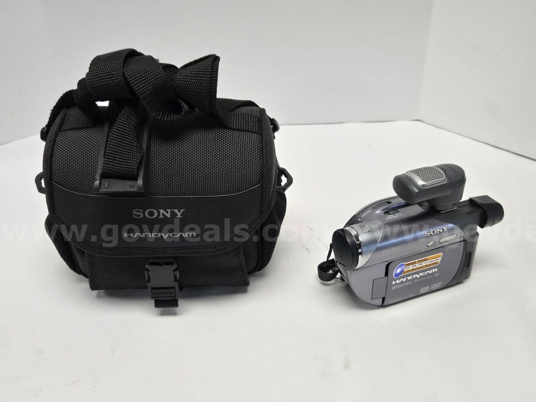 Sony Handycam Camcorder (Anchorage, AK)