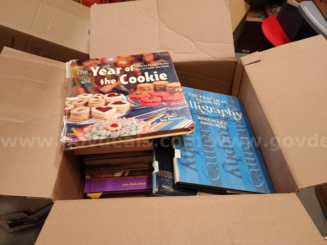 10 Boxes of used/old books