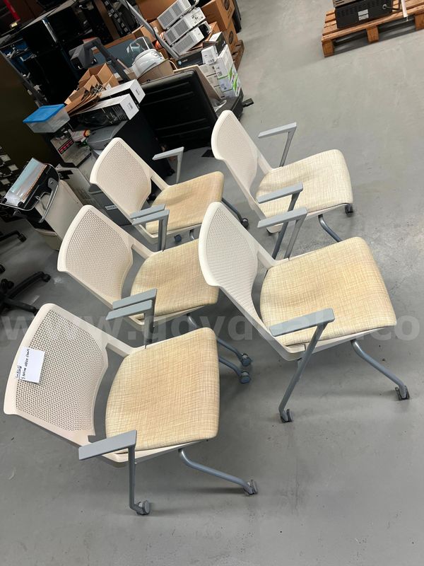 5 Rolling Office Chairs