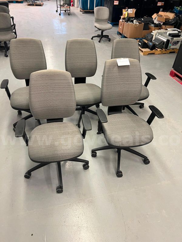 5 Rolling Office Chairs