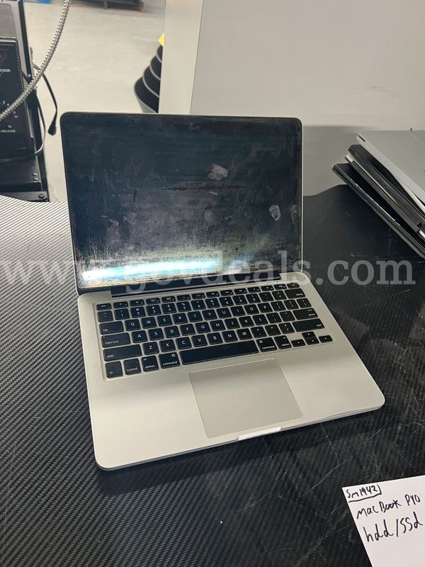 Macbook Pro**NO HDD/SSD