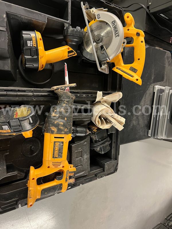 Assorted 18v Dewalt Power Tools