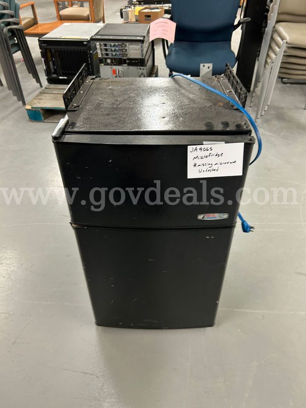 Small Refrigerator