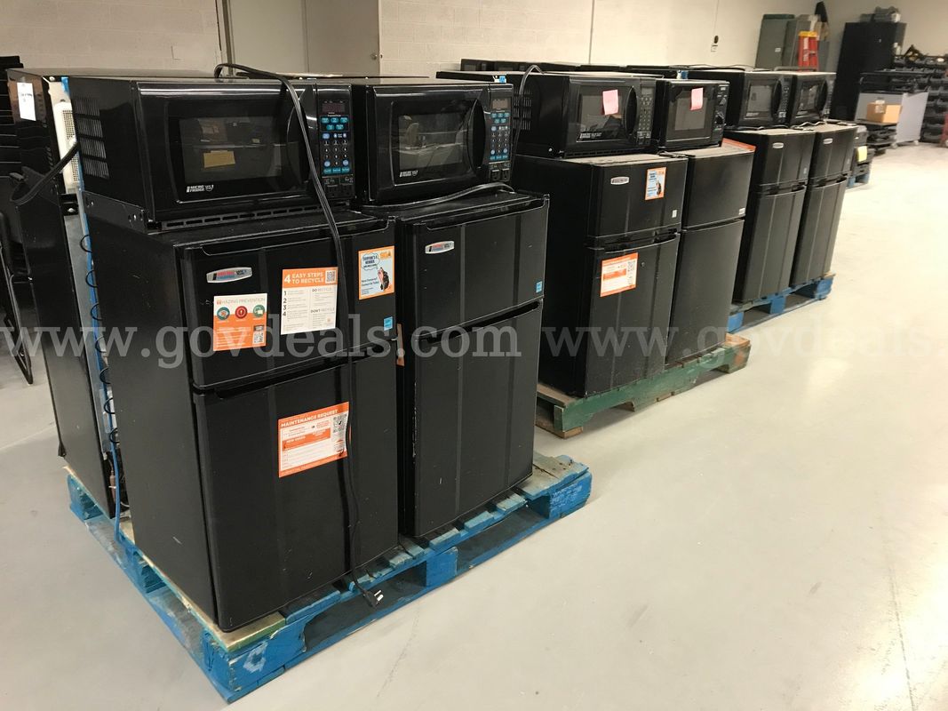 3 Pallets(12) Microfridges